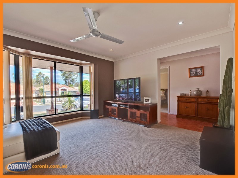 4 Emma Place, Springfield Lakes QLD 4300