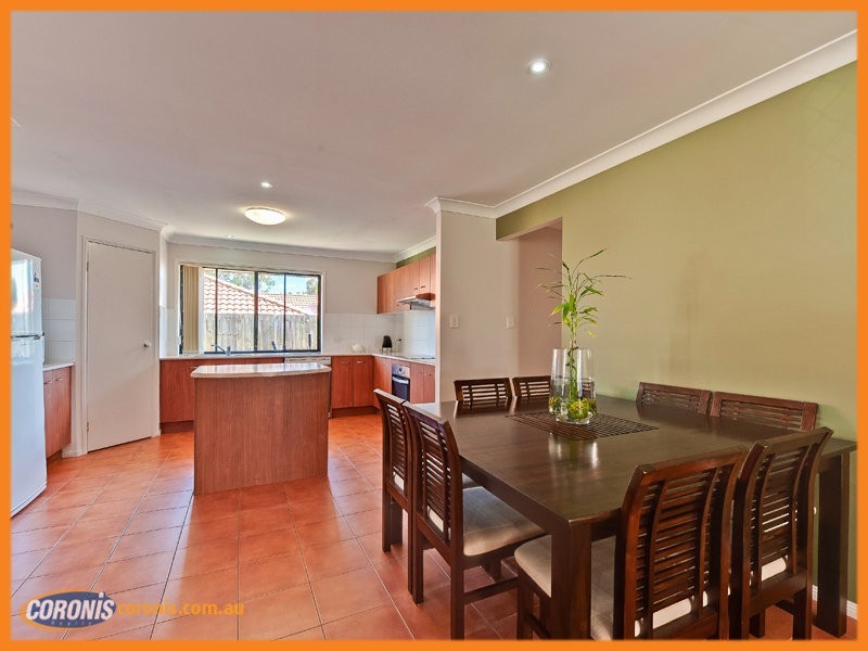 4 Emma Place, Springfield Lakes QLD 4300