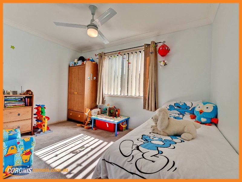 4 Emma Place, Springfield Lakes QLD 4300