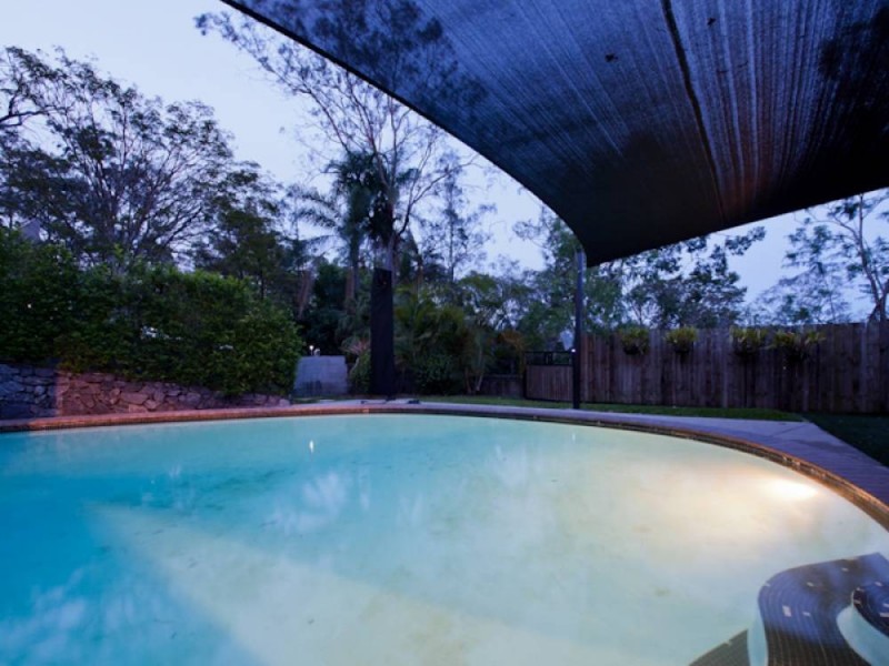 3 Macarthur Court, Mount Ommaney QLD 4074
