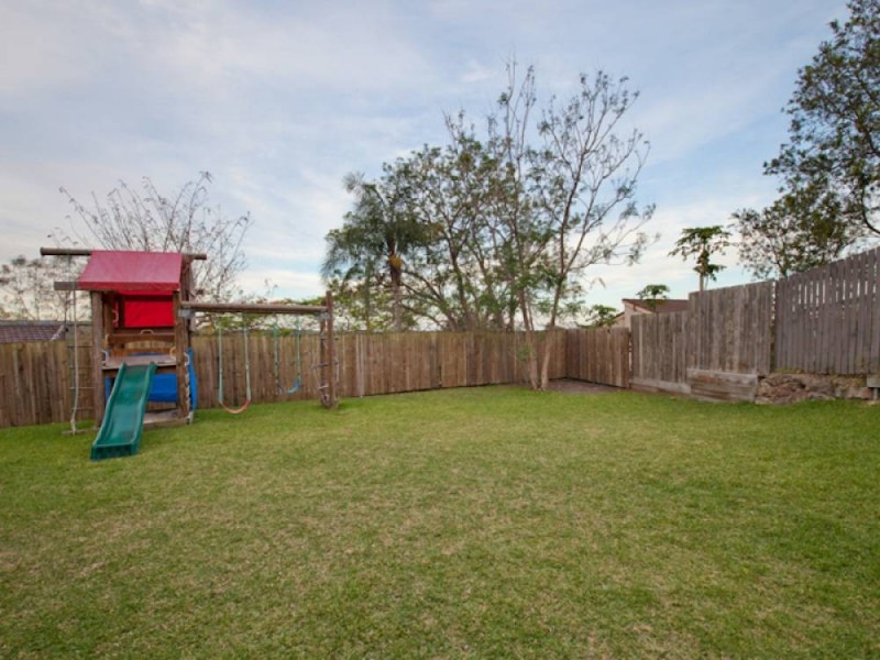 3 Macarthur Court, Mount Ommaney QLD 4074
