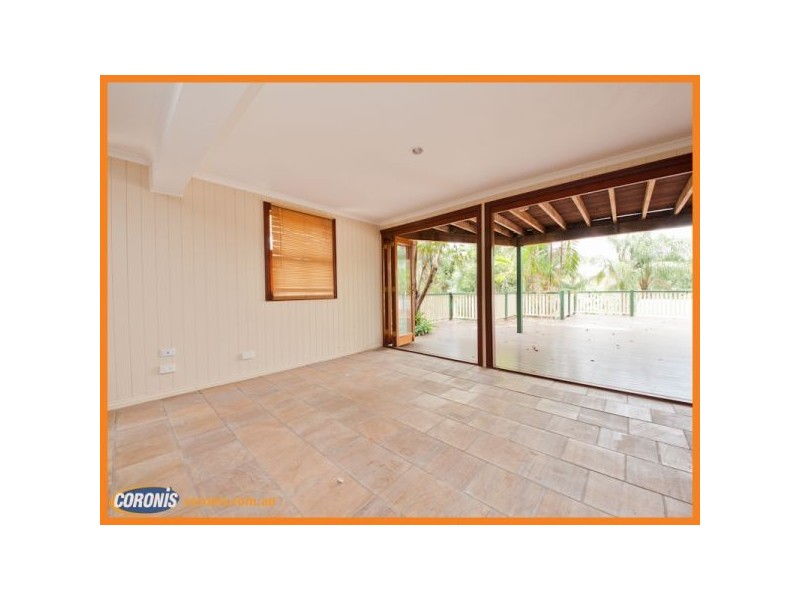 72 Coopers Camp Road, Bardon QLD 4065