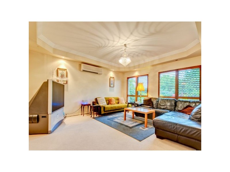 45 White Cedar Circuit, Stretton QLD 4116