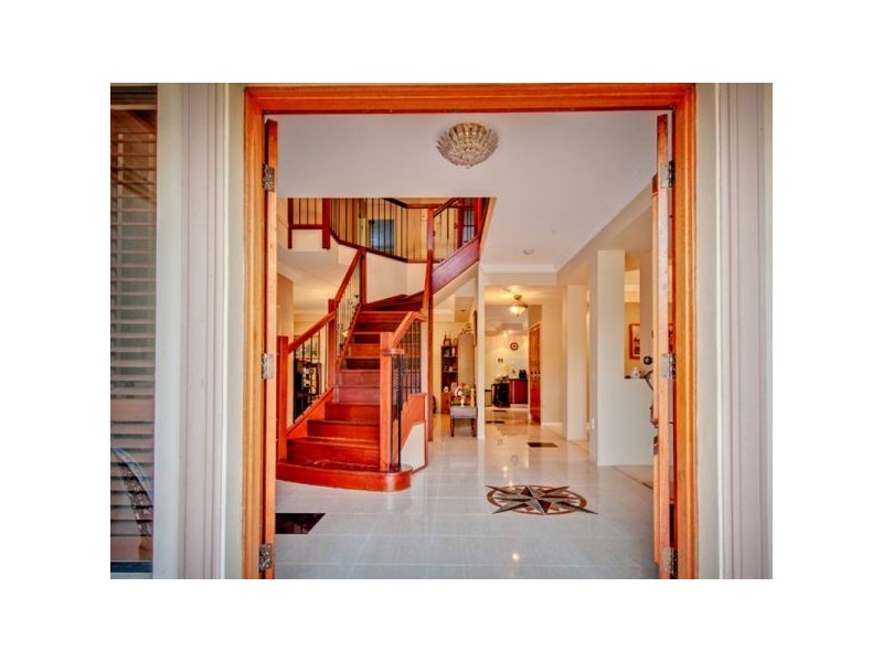 45 White Cedar Circuit, Stretton QLD 4116