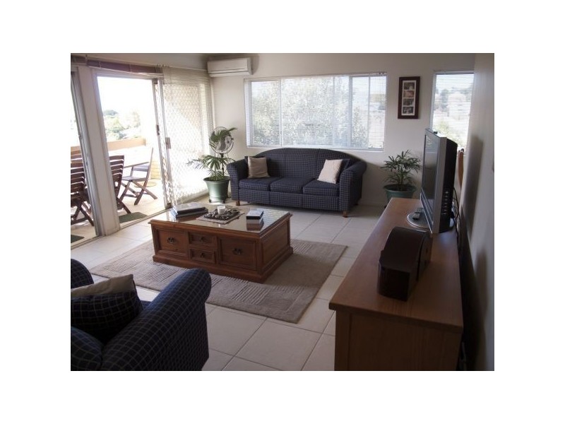 9/105 Christian Street, Clayfield QLD 4011