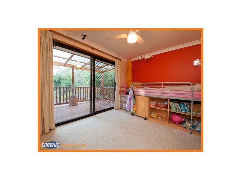 10 Mikkelsen Court, Camira QLD 4300