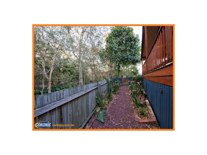 10 Mikkelsen Court, Camira QLD 4300