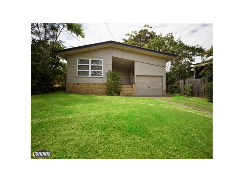 43 Pangeza Street, Stafford Heights QLD 4053