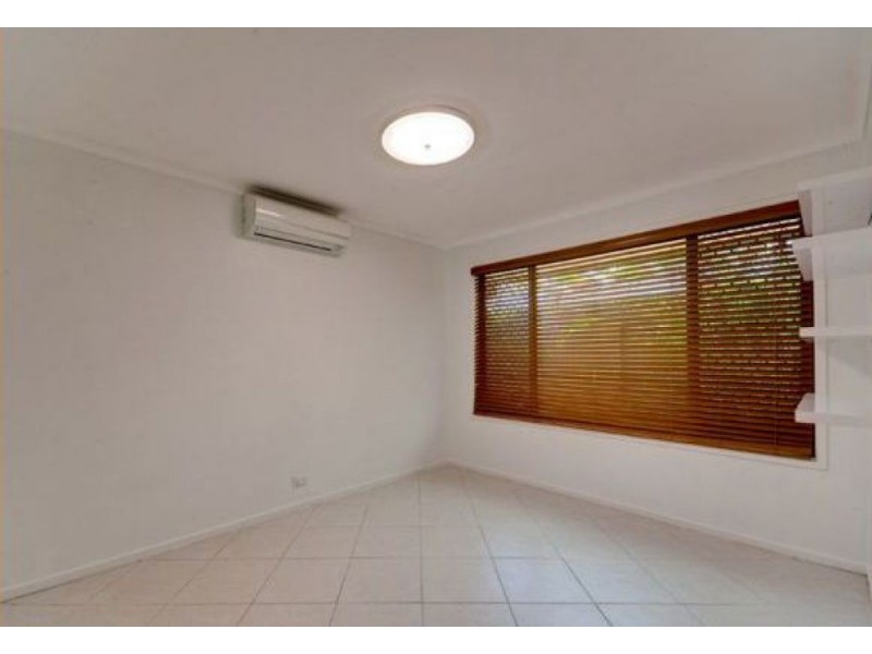 20 Elgata Street, Petrie QLD 4502