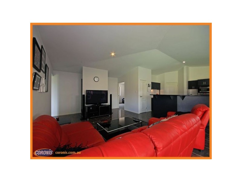 6 Caspian Parade, Warner QLD 4500