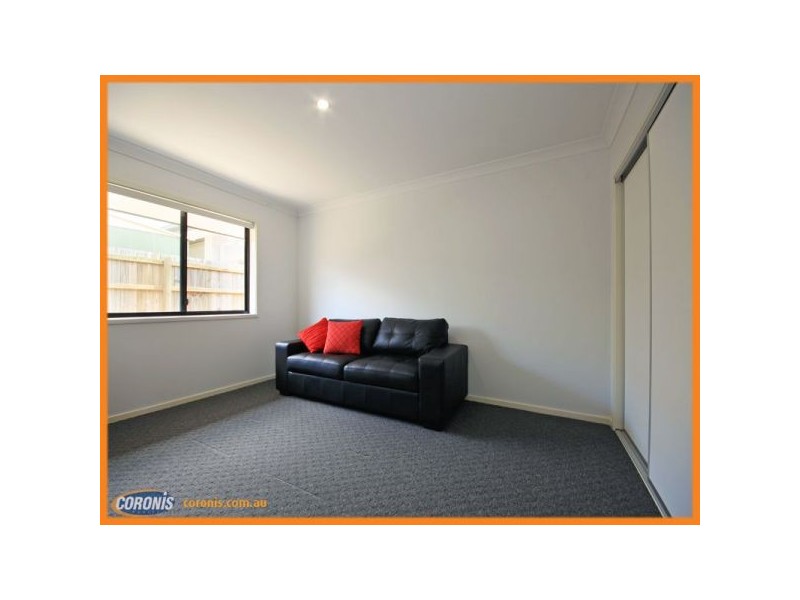 6 Caspian Parade, Warner QLD 4500