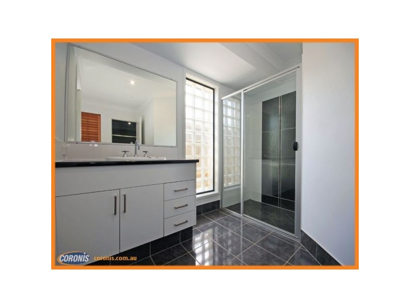 6 Caspian Parade, Warner QLD 4500