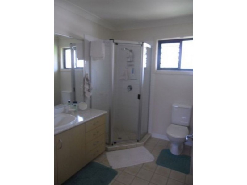 1/8 Langdon Avenue, Margate QLD 4019