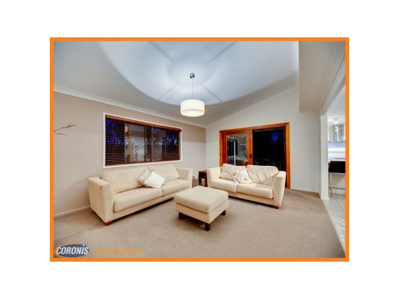 75 Tanglewood Street, Middle Park QLD 4074