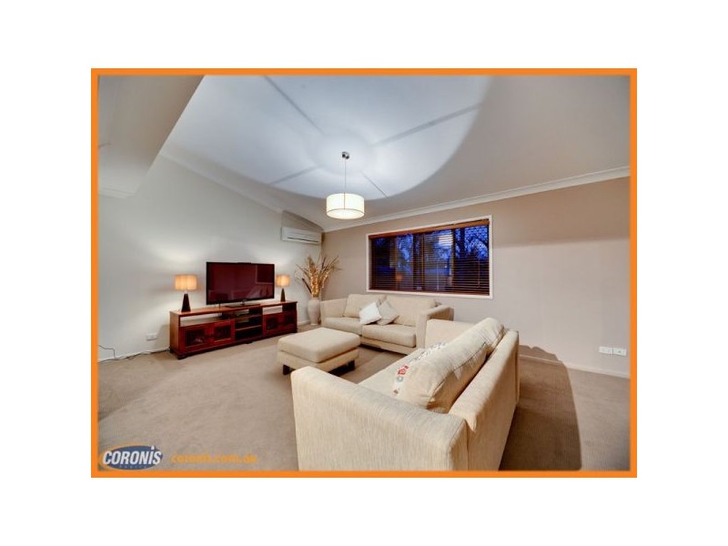 75 Tanglewood Street, Middle Park QLD 4074