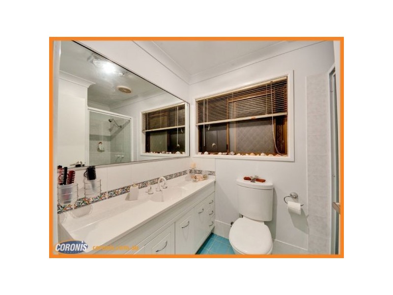 75 Tanglewood Street, Middle Park QLD 4074