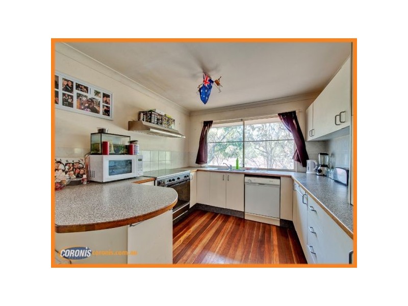 13 Innisfail Road, Highland Park QLD 4211