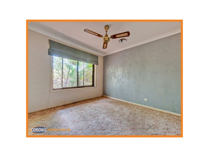 13 Innisfail Road, Highland Park QLD 4211