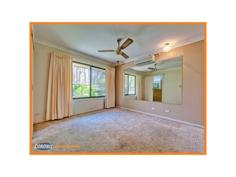 13 Innisfail Road, Highland Park QLD 4211