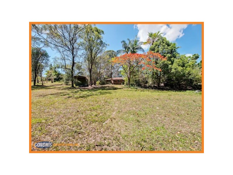 13 Innisfail Road, Highland Park QLD 4211