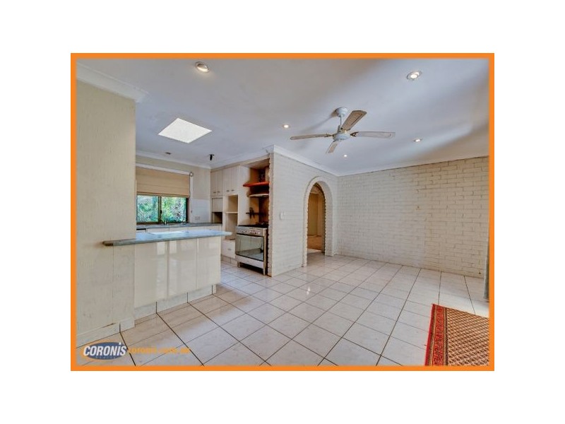 13 Innisfail Road, Highland Park QLD 4211