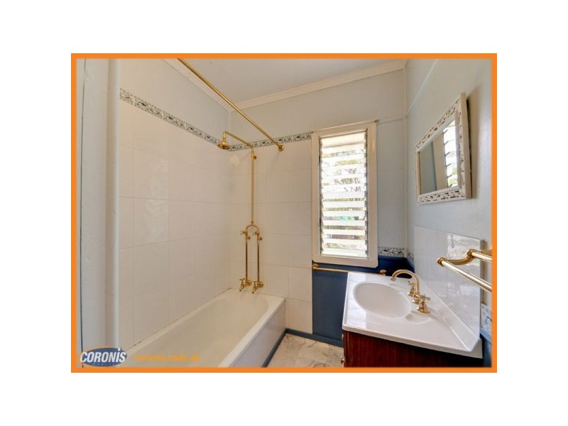 17 Brook Street, Everton Park QLD 4053