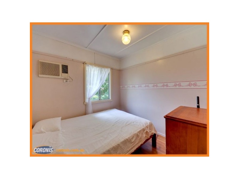 17 Brook Street, Everton Park QLD 4053