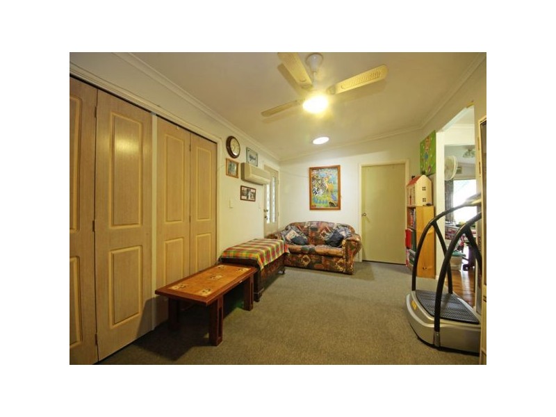 1 Shearwater Court, Deception Bay QLD 4508