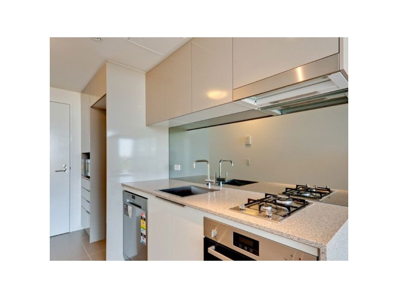 30503/2 Harbour Road, Hamilton QLD 4007