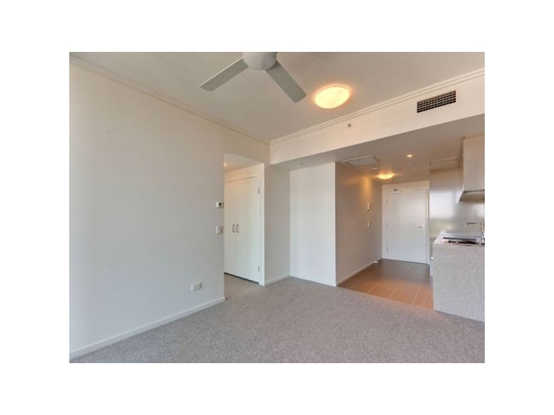 30503/2 Harbour Road, Hamilton QLD 4007