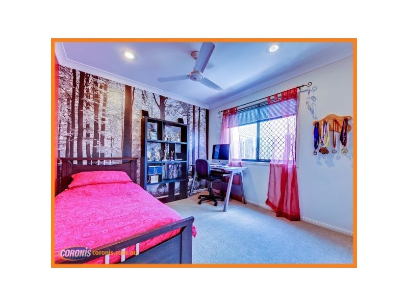 28 Shearwater Terrace, Springfield Lakes QLD 4300