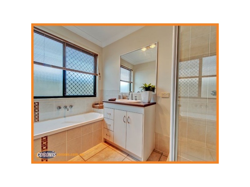 28 Shearwater Terrace, Springfield Lakes QLD 4300