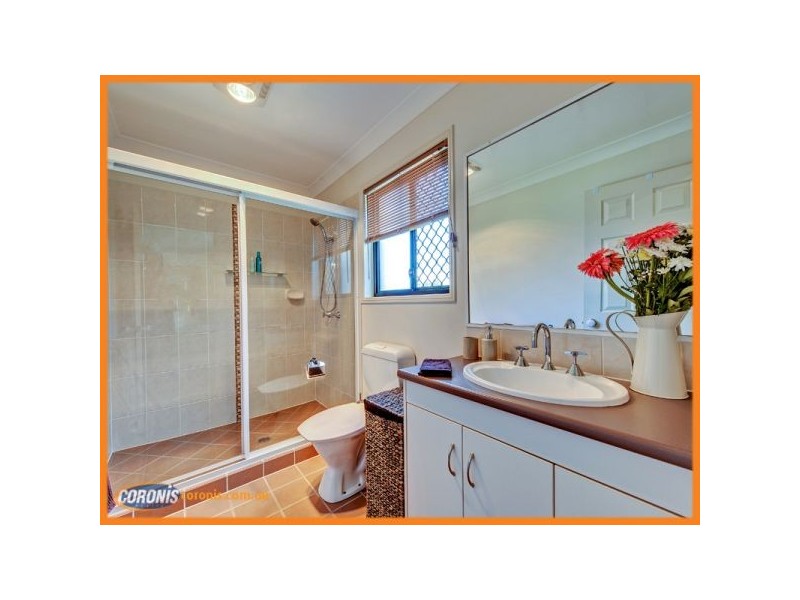 28 Shearwater Terrace, Springfield Lakes QLD 4300