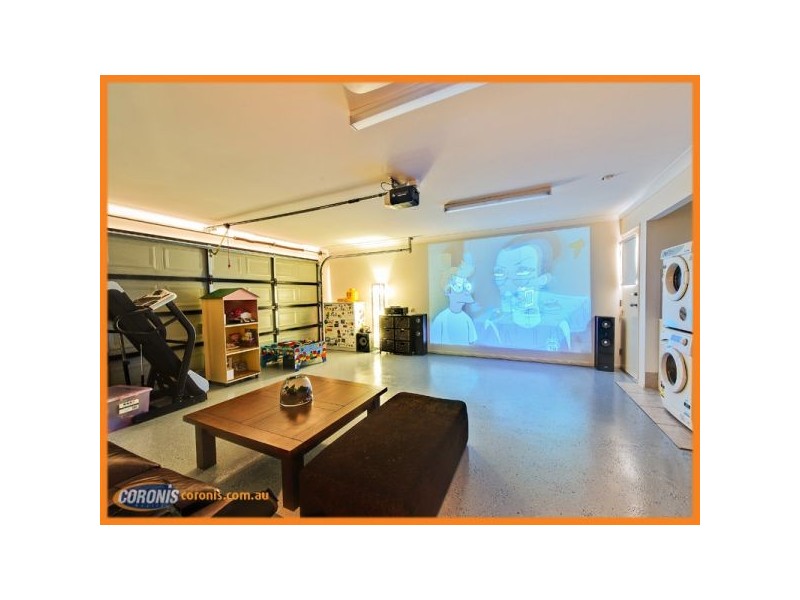 28 Shearwater Terrace, Springfield Lakes QLD 4300