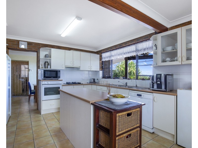 22 Bates Drive, Everton Hills QLD 4053