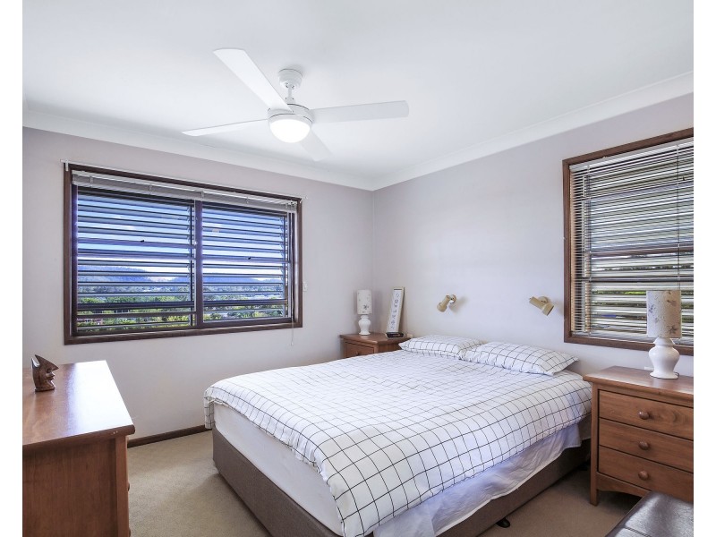 22 Bates Drive, Everton Hills QLD 4053