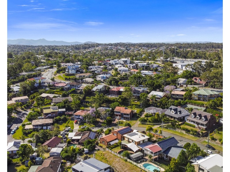 22 Bates Drive, Everton Hills QLD 4053