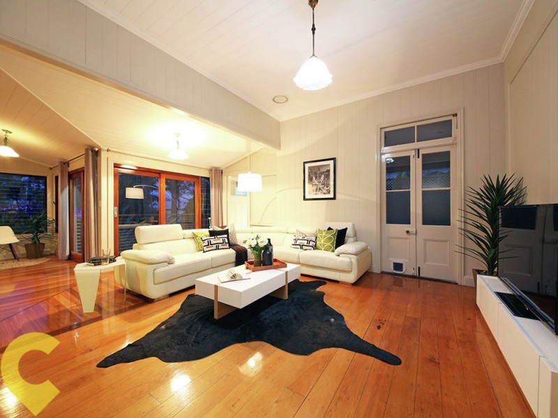 74 Felix Street, Wooloowin QLD 4030