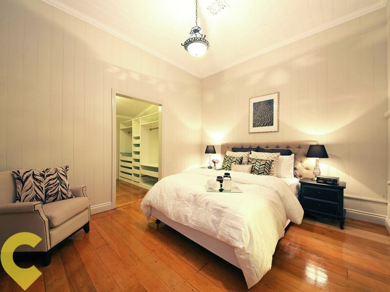 74 Felix Street, Wooloowin QLD 4030
