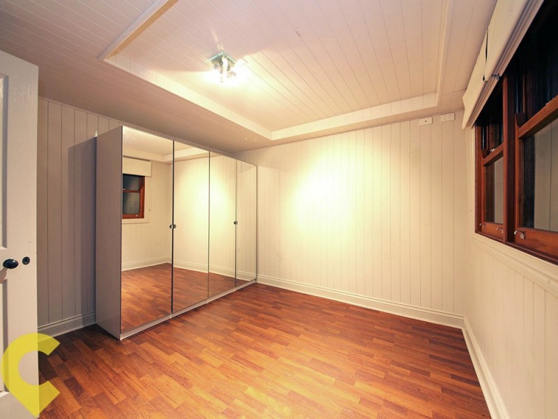 74 Felix Street, Wooloowin QLD 4030