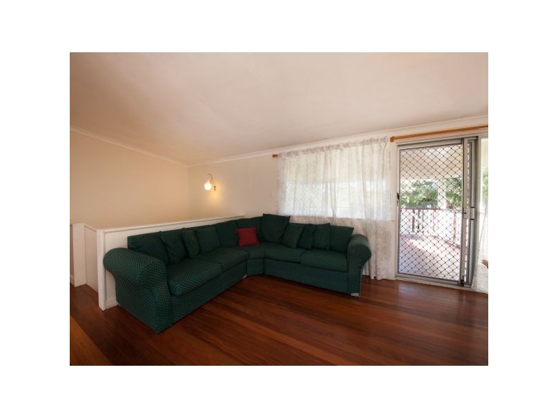 53 Yanderra Avenue, Arana Hills QLD 4054