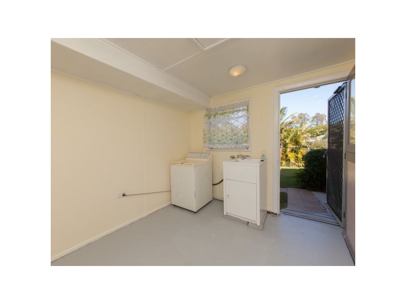 53 Yanderra Avenue, Arana Hills QLD 4054