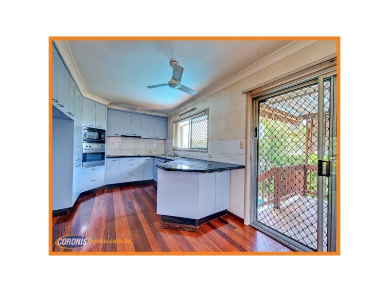 38 Nevern Street, Macgregor QLD 4109