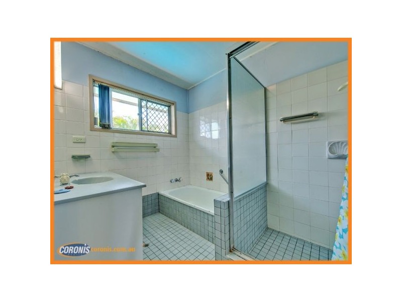 38 Nevern Street, Macgregor QLD 4109