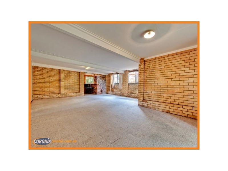 38 Nevern Street, Macgregor QLD 4109