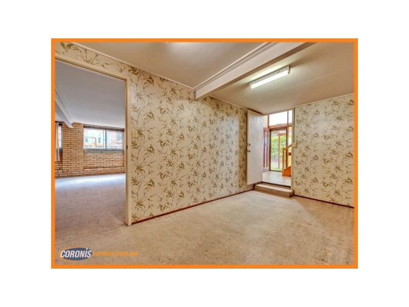 38 Nevern Street, Macgregor QLD 4109