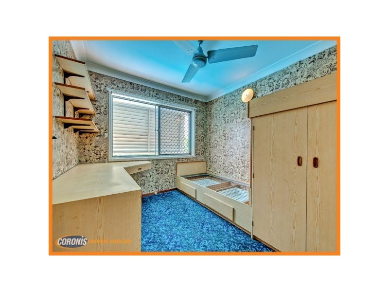 38 Nevern Street, Macgregor QLD 4109