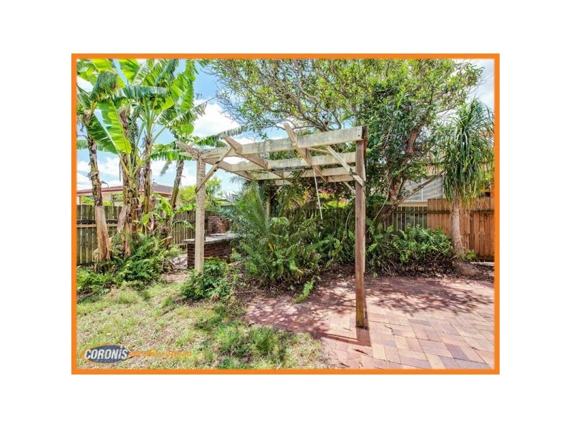 38 Nevern Street, Macgregor QLD 4109