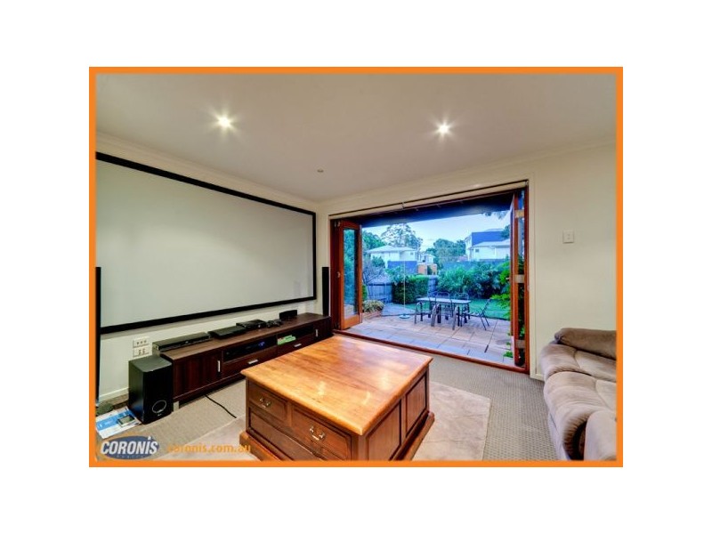 14 Somerset Street, Windsor QLD 4030