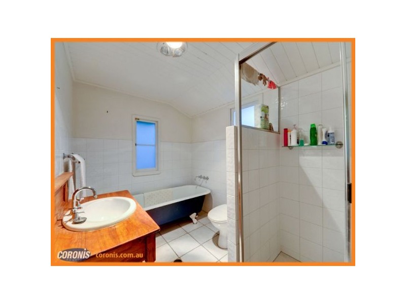 14 Somerset Street, Windsor QLD 4030